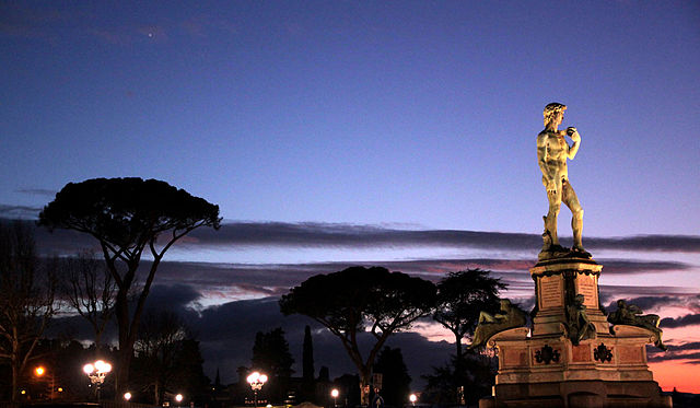 640px Piazzale Michelangelo al tramonto
